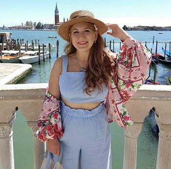 Kate in Venice