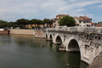 Rimini's Roman bridge