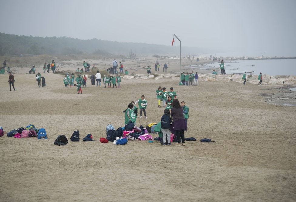 pulizia spiaggia
